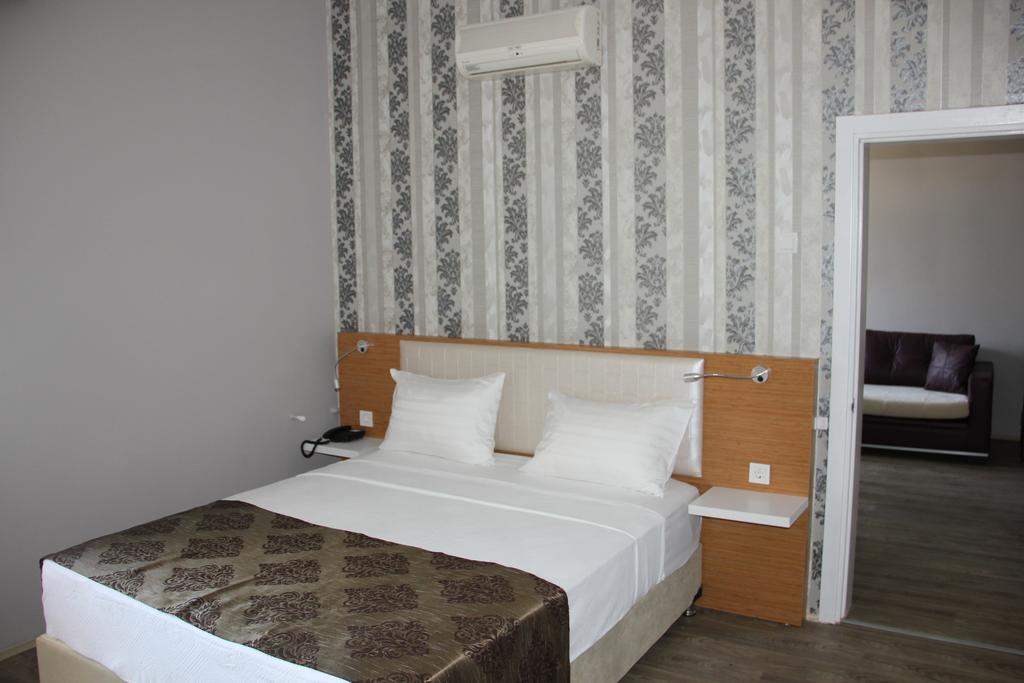 Seka Park Hotel 이즈밋 외부 사진